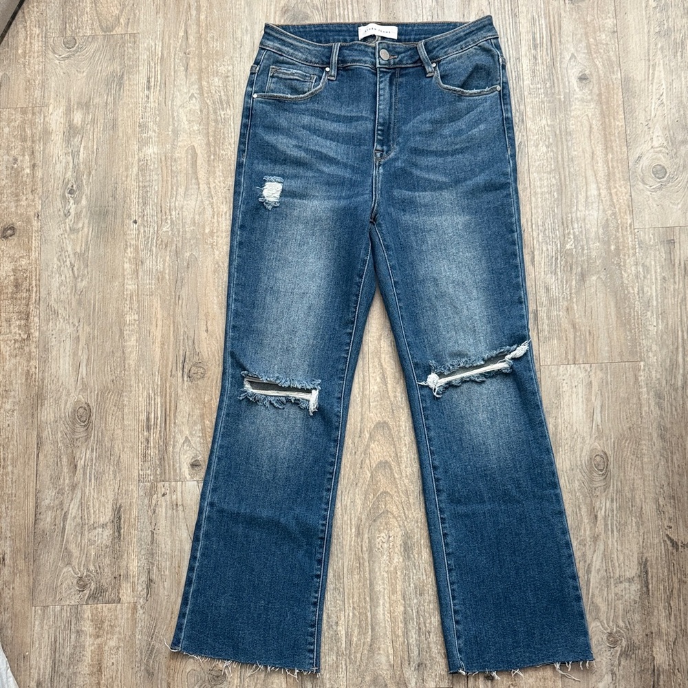 Risen Distressed Wide-Leg Women’s Jeans -